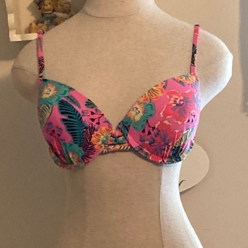 BEAUTIFUL bikini top